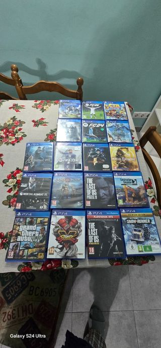 PS4 con 15 juegos y 5 mandos
