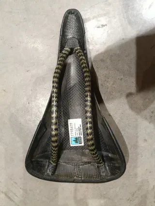 Tune Speedneedle Marathon Sillin Carbono