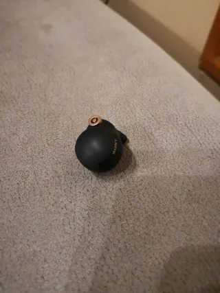 Auricular Izquierdo Sony WF-1000XM4. BATERIA NUEVA