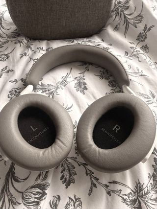 Auriculares Sennheiser Momentum 4 Blancos