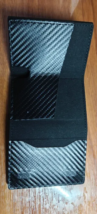 Portafoglio Slim con Portamonete Carbonio