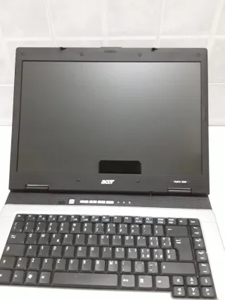 Notebook Acer Aspire 5040 non testato