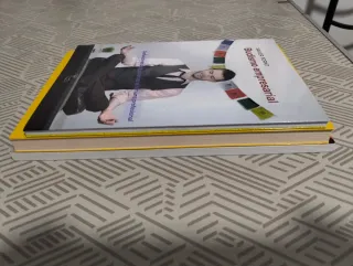 Lote de tres libros de autoayuda en trabajo y empr