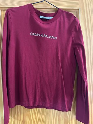Camiseta Calvin Klein Jeans Roja Manga Larga