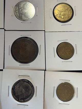 Colección de Billetes y Monedas Extranjeras