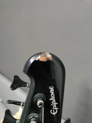 Epiphone Thunderbird Pro V Bajo Eléctrico