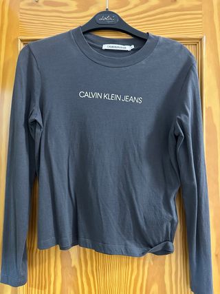 Camiseta Calvin Klein Jeans gris