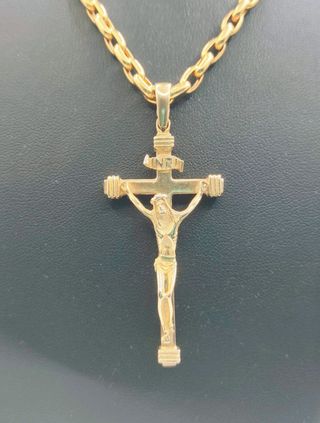 COLGANTE CRUZ CRISTO ORO 18K