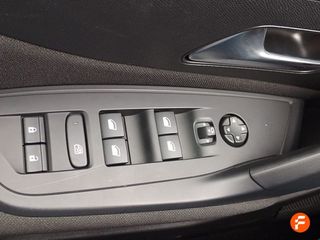 Peugeot 308 5P Style Hybrid MHEV 136 e-DCS6