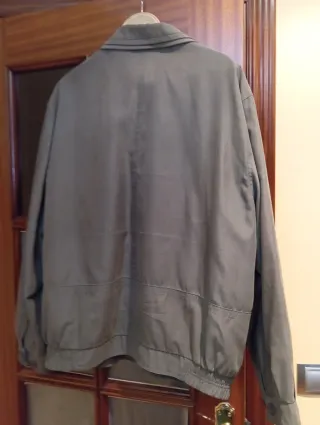 Chaqueta hombre verde oliva