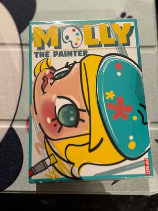 Funda de gafas colección Molly Painter de Pop Mart