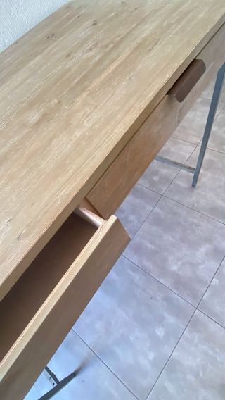 Scrivania in legno e metallo con 2 cassetti