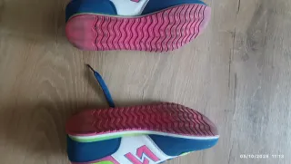 Zapatillas  colores azul, verde, rosa