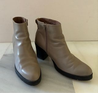 Botines Beige gris  Talla 40