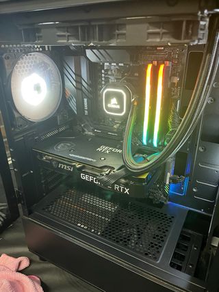 Set up completo: 3060Ti Ryzen 7800 1TB 32GB RAM