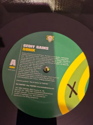 Vinilo Geoff Gains – Sonik (2003)