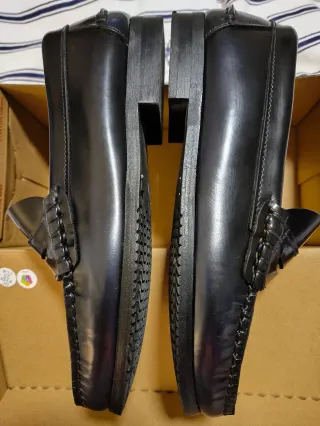 Zapatos mocasines negros talla 36.