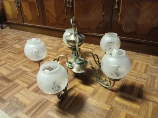 Lámpara de techo de metal y cristal