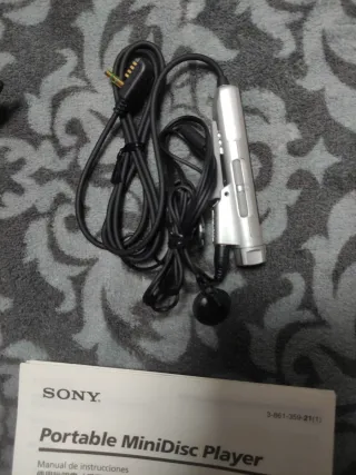 Reproductor Sony MiniDisc MZ-E25 Plata