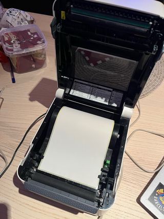 Etiquetadora Toshiba BFV4