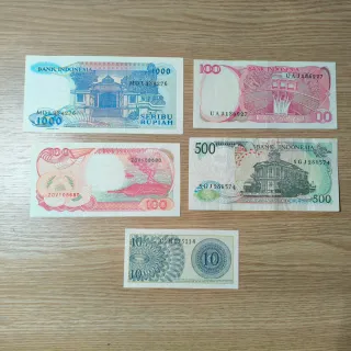 Billetes Indonesia