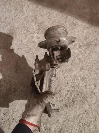 Soporte motor distribución Saxo 16v