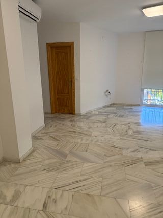 ALQUILER DE PISO EN AVDA DE CARMEN MORCILLO-GOJAR