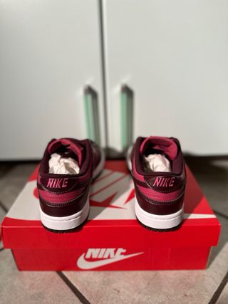 Nike Dunk Low Burgundy/Rosso - Taglia 39