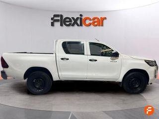 Toyota Hilux DC 2.4D 150 GX PLUS