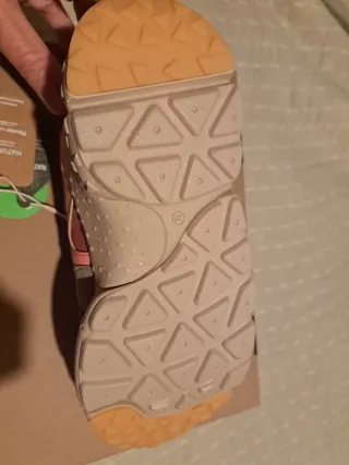 Zapatillas Flower Mountain Talla 38 Sin estrenar