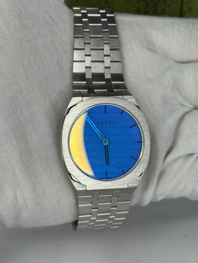 Reloj Gucci Azul y Plateado