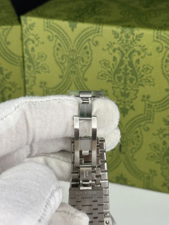 Reloj Gucci Azul y Plateado