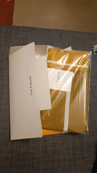 Foulard Guy Laroche oro/giallo senape