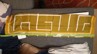 Foulard Guy Laroche oro/giallo senape