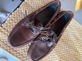 Zapatos náuticos Sebago marrones