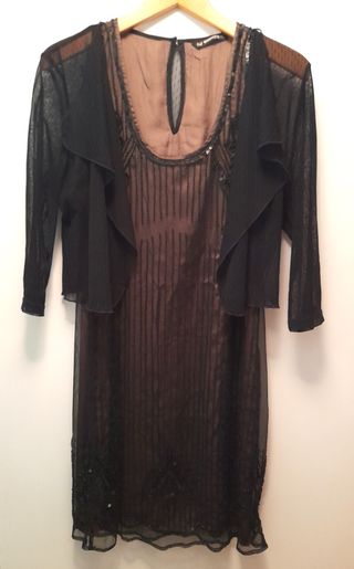Vestido fiesta con chaqueta transparente