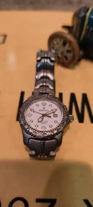 Reloj Festina Titanio Esfera Blanca