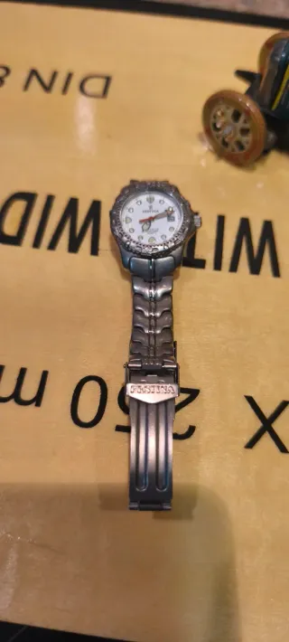 Reloj Festina Titanio Esfera Blanca