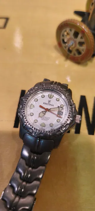 Reloj Festina Titanio Esfera Blanca