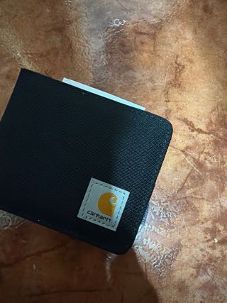 cartera carhartt negra