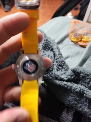 Reloj Invicta NFL Pittsburgh Steelers Amarillo