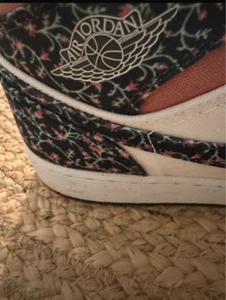 Nike Jordan 1 MID Floral Canvas