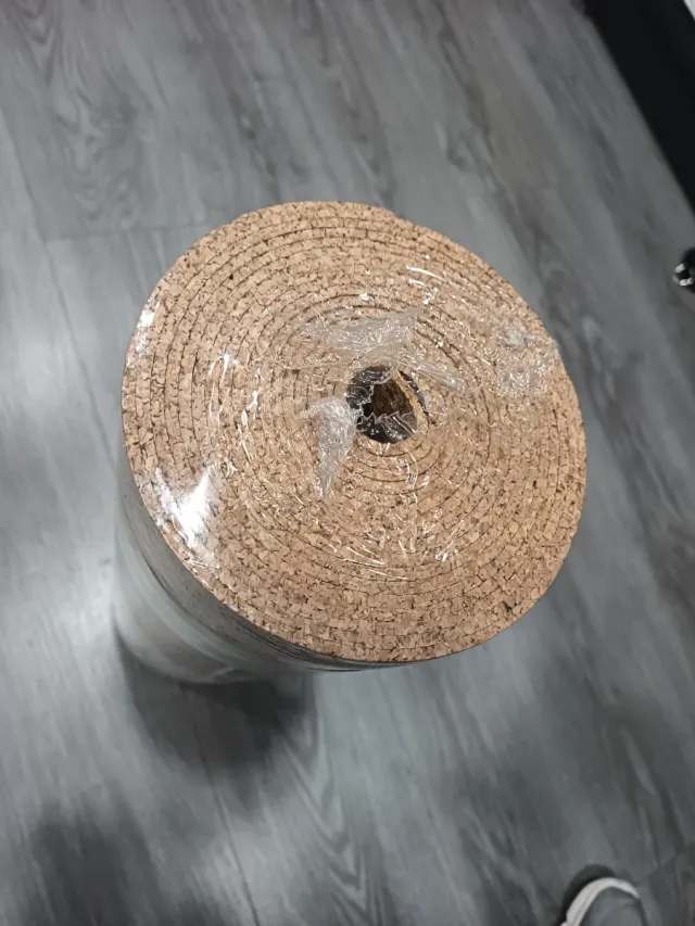 Rollo de corcho para pared CORK4U