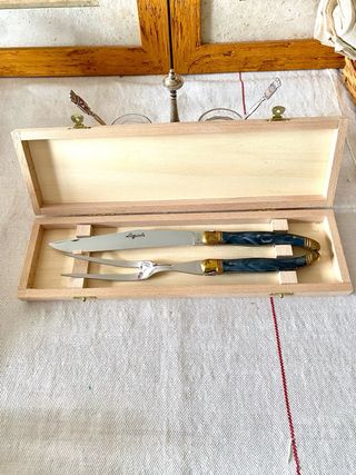 Set cuchillo y tenedor trinchador Laguiole L’Aigle