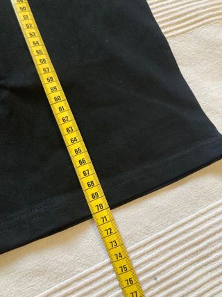 Camiseta Stone Island Negra Con Estampado Trasero