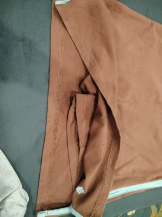 4 Faldas de pádel Precio 1.50€ cada una.