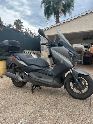 Yamaha Xmax Moto