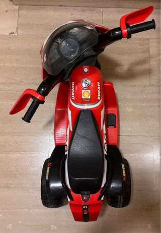 Moto elettrica Ducati per bambini