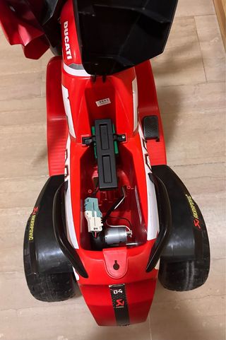 Moto elettrica Ducati per bambini