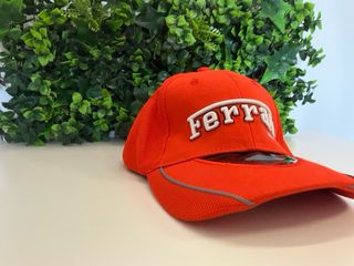 Gorra Ferrari Roja